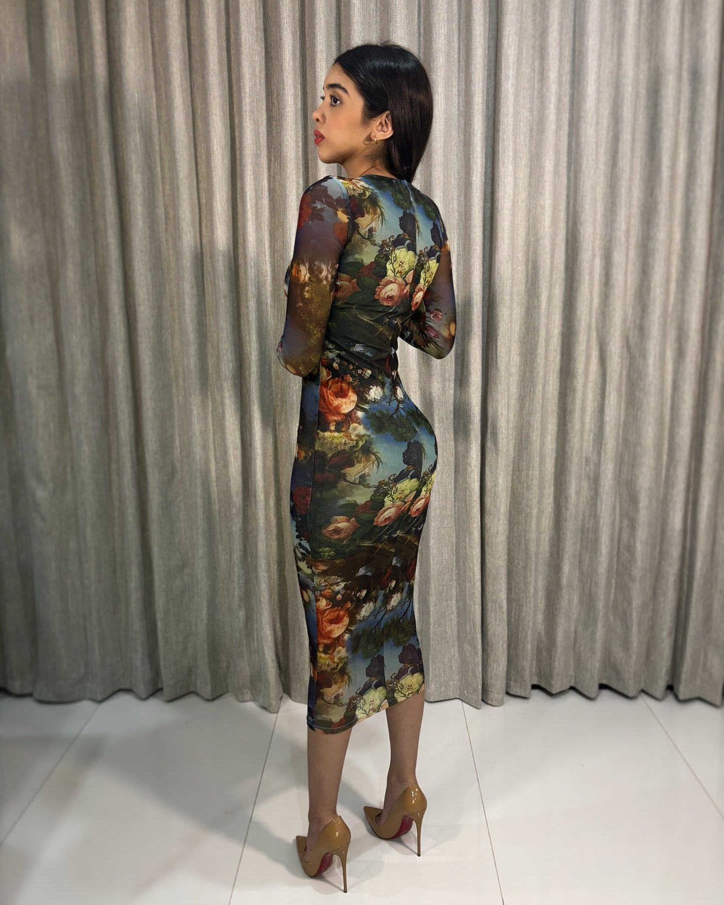 Vestido Mesh Midi Floral